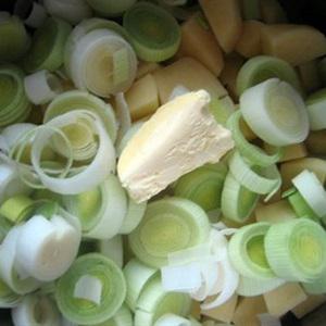 Cách làm súp khoai tây đơn giản