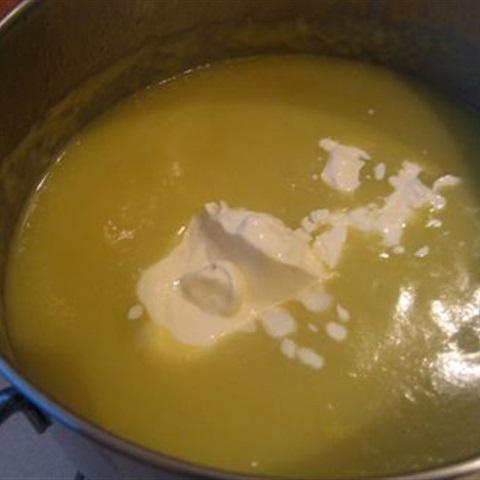 Cách làm súp khoai tây đơn giản