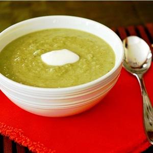 Cách làm súp măng tây cần tây