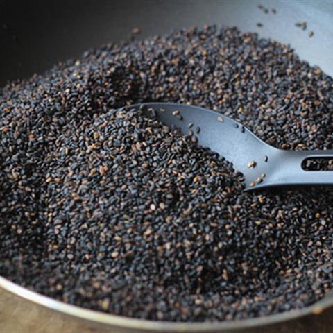 Cách làm súp mè đen