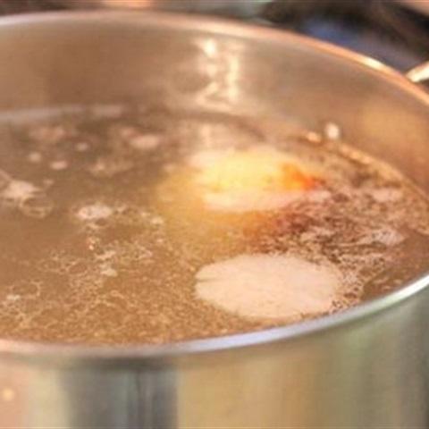 Cách làm súp nui gạo chả cua