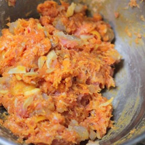 Cách làm súp nui gạo và chả suông