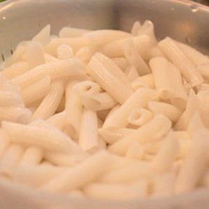 Cách làm súp nui gạo và chả suông