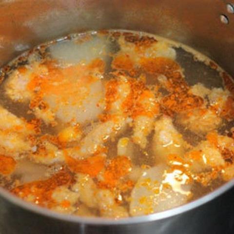 Cách làm súp nui gạo và chả suông