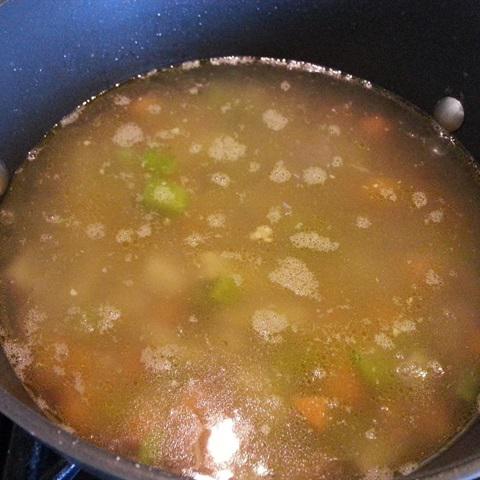 Cách làm súp nui thịt gà