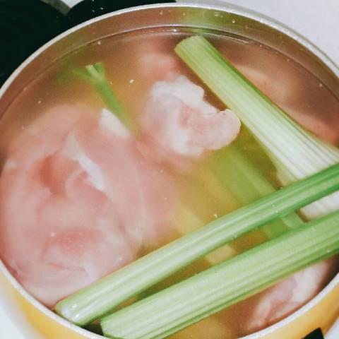 Cách nấu súp rau củ thịt gà