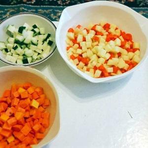 Cách nấu súp rau củ thịt gà