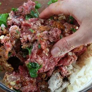 Cách làm súp thịt viên