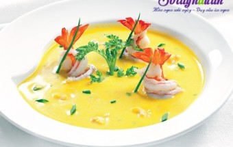 Súp tôm bí đỏ thơm ngon cho bé