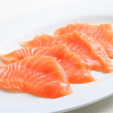 Cách làm sushi cá hồi