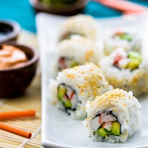 Cách làm sushi kiểu california