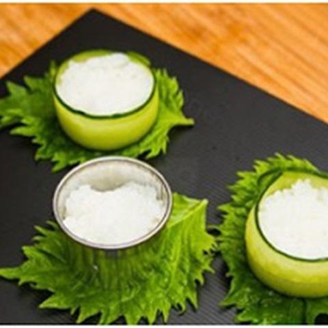 Cách làm sushi cuộn dưa leo