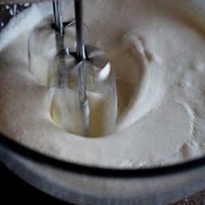 Cách làm sushi kem trái cây