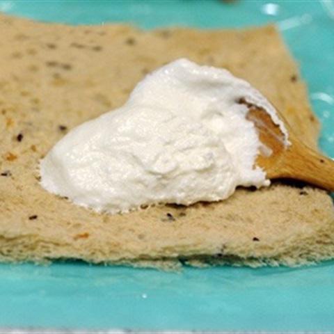 Cách làm sushi kem trái cây