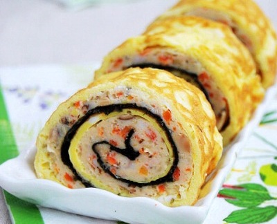 Sushi trứng cuộn