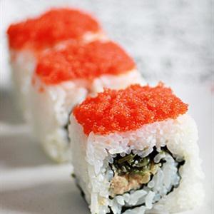 Cách làm sushi trứng tôm