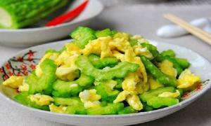 Sushi vuông màu sắc cho bữa ăn thêm rực rỡ