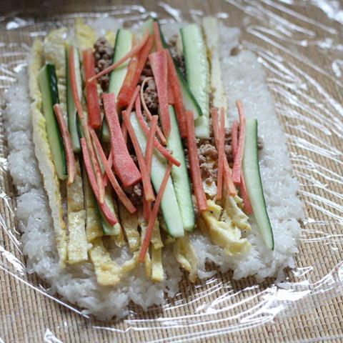 Cách làm sushi xôi