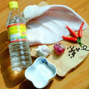 Cách làm tai heo ngâm giấm