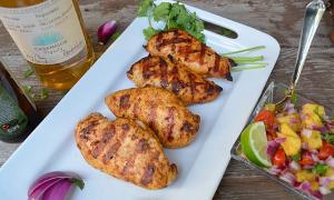 Tan chảy với cách làm trứng cuộn cơm siêu nhanh, siêu ngon lại cực đẹp mắt cho bữa sáng