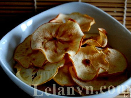 Táo sấy giòn