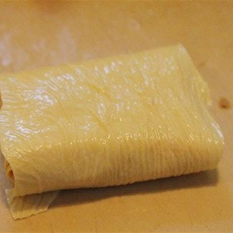 Cách làm tàu hũ ky bọc tôm thịt