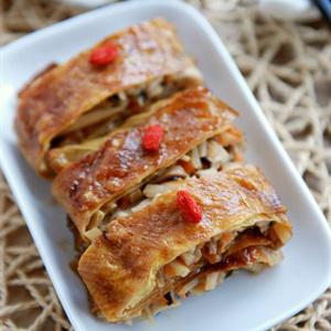 Cách làm tàu hũ ky cuốn chay