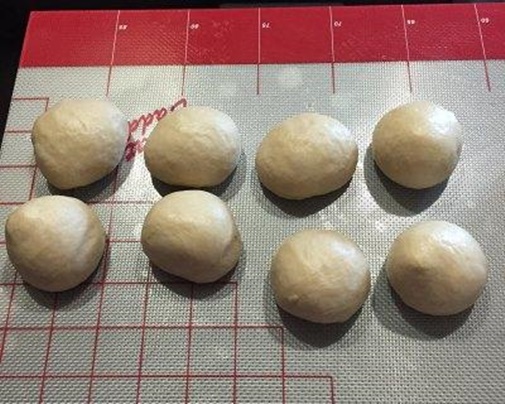 Tê tê đầu lưỡi món gỏi dưa chuột thịt heo