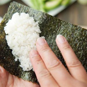 Cách làm temaki thịt cua