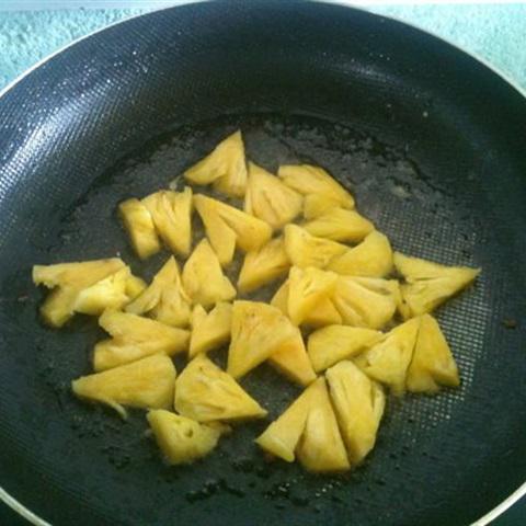 Cách làm tép khô xào thơm