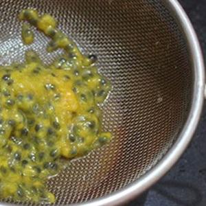 Cách làm thạch chanh dây nước cốt dừa