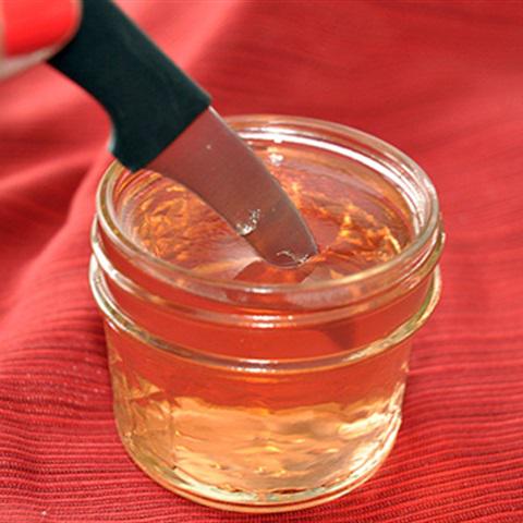 Cách làm thạch dâu hình trái tim