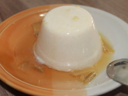 Thạch đậu nành sốt gừng