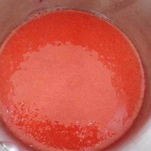 Cách làm thạch dâu tây hình trái tim