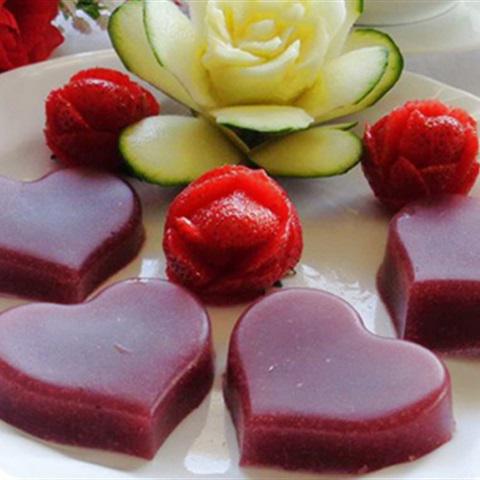 Cách làm thạch dâu tây hình trái tim