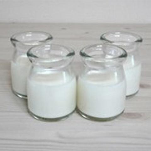 Cách làm thạch dâu trộn sữa chua