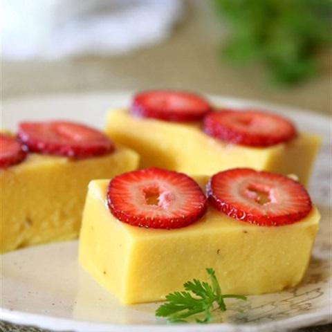 Cách làm thạch đậu xanh dâu tây