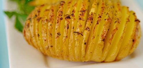 Thạch đông rượu Rum cùng hoa quả tươi ngọt ngào