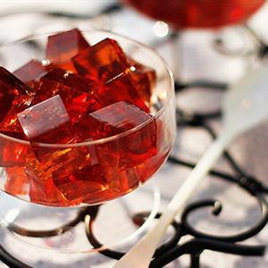 Cách làm thạch rượu vang đỏ