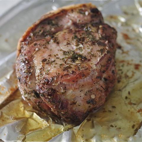 Cách làm thăn heo đút lò