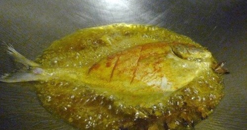 Thăn heo sốt chua ngọt đơn giản mà lạ miệng tốn cơm