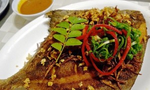 Thăn heo sốt chua ngọt đơn giản mà lạ miệng tốn cơm