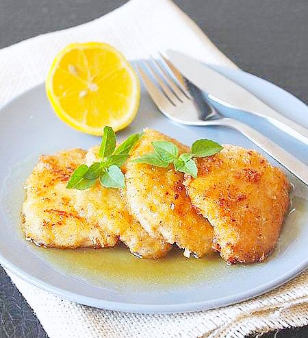 Thăn lợn chiên xù xốt chanh tươi