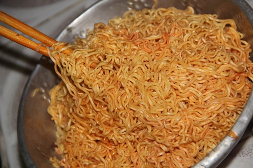 Thanh lọc cơ thể với tôm nhồi cải chíp đẹp mắt