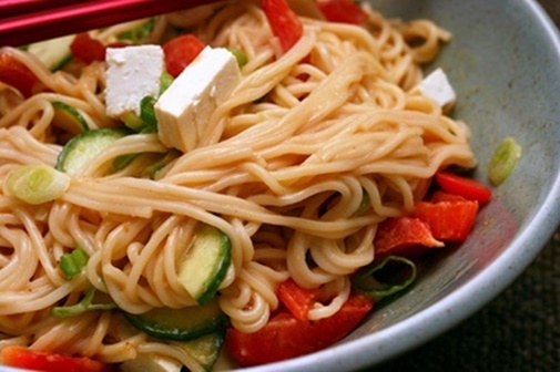 Thanh lọc cơ thể với tôm nhồi cải chíp đẹp mắt