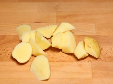 Thanh nhiệt giải khát một cách nhanh chóng bằng chè bột báng dưa hấu