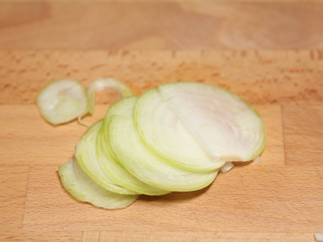 Thanh nhiệt giải khát một cách nhanh chóng bằng chè bột báng dưa hấu