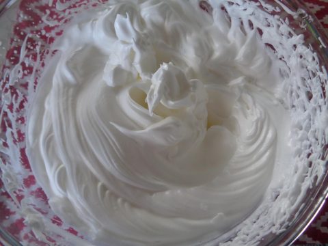 Thành viên vào Bếp: Bánh bông lan xoài xốp mịn