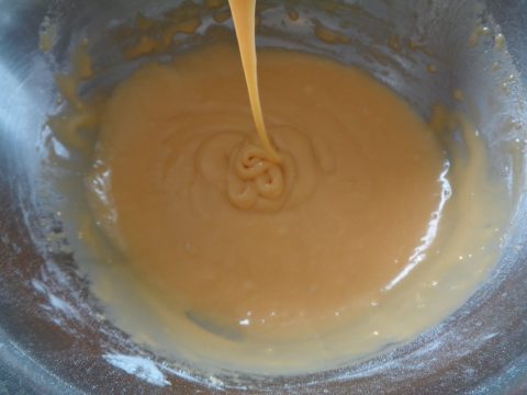 Thành viên vào Bếp: Bánh bông lan xoài xốp mịn