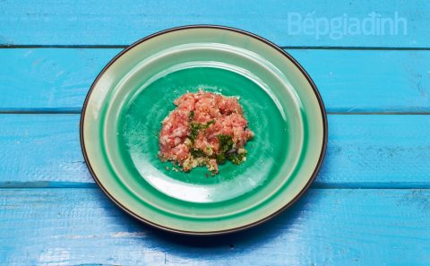 Thành viên vào Bếp: Bánh gối giòn rụm